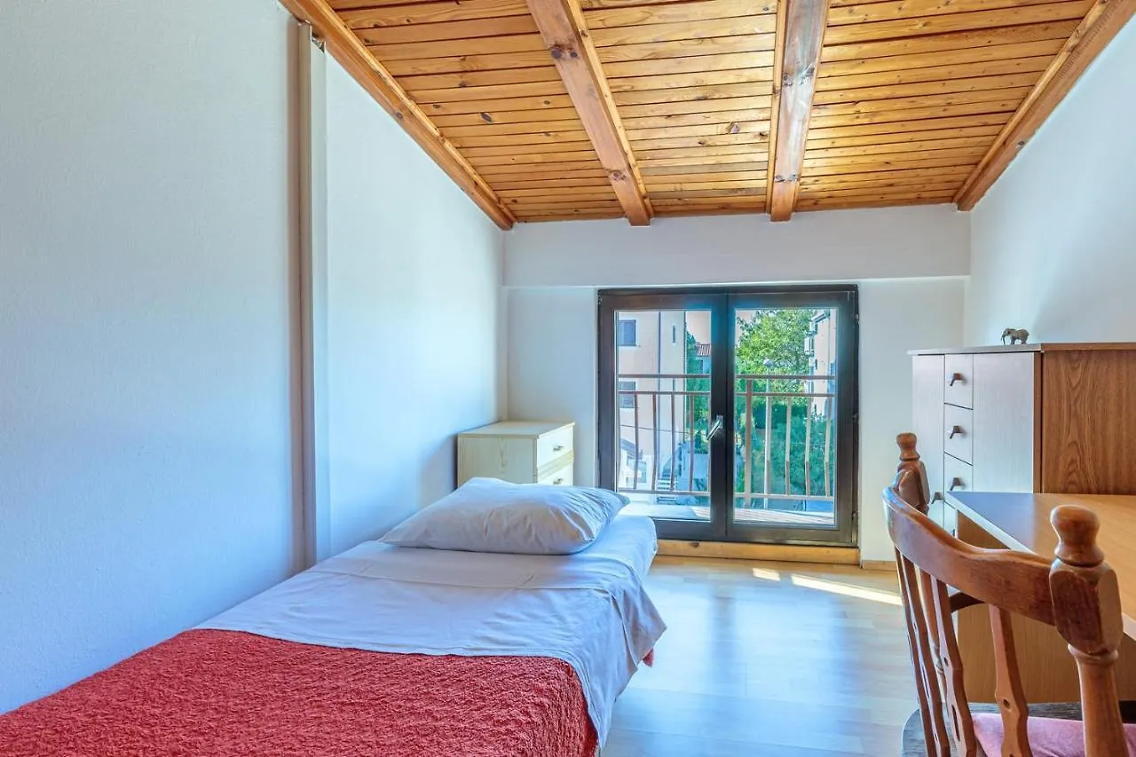 Apartment Sonja Zambratija  Croatia