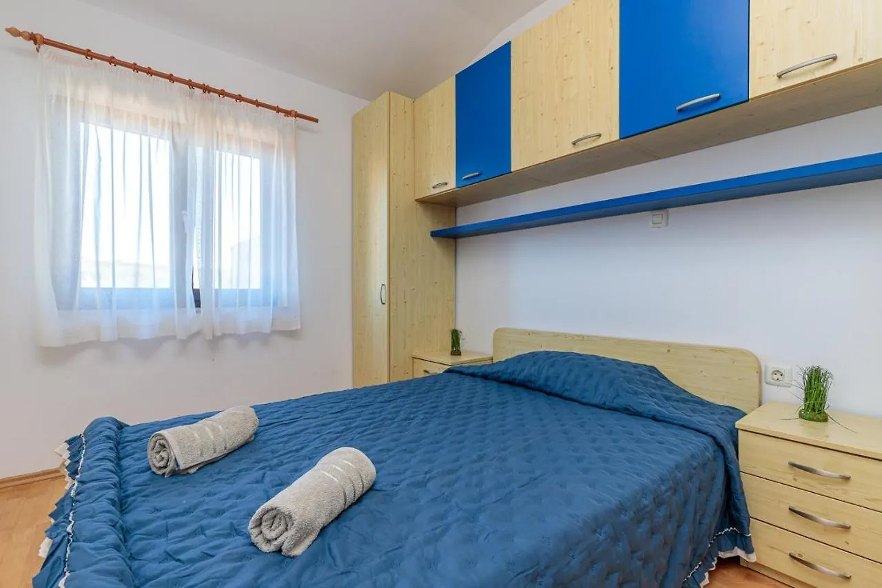 Apartment Sonja Zambratija  Croatia