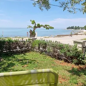 Romantic For Two On The Sea Apartment